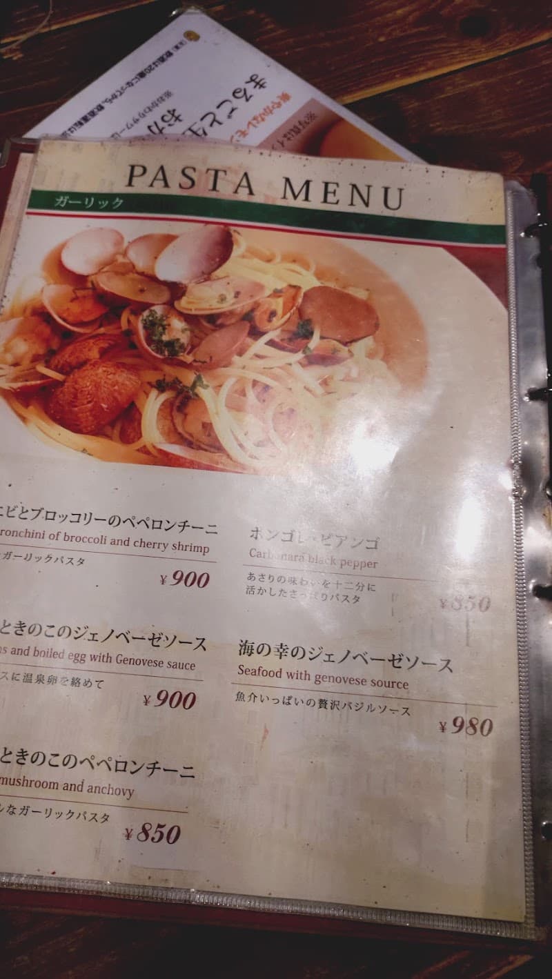 イタリアンバル ALMOの店内・料理の写真 3枚目