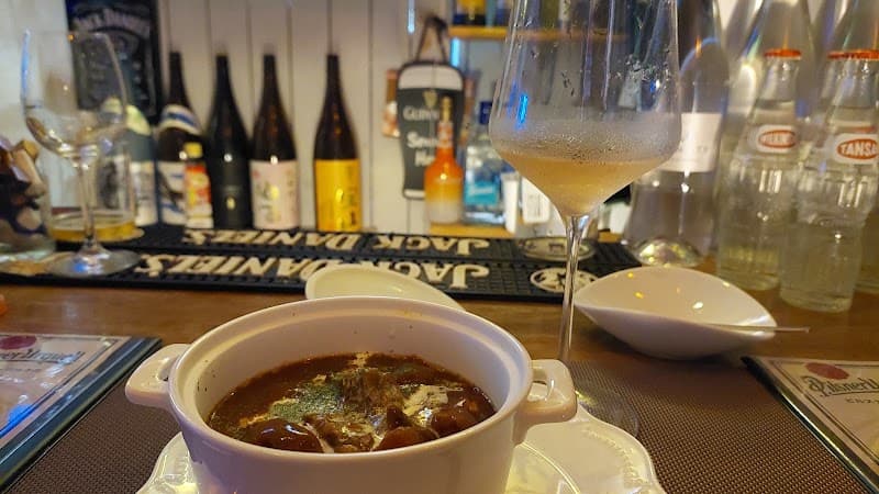 ワインバー Mの店内・料理の写真 3枚目