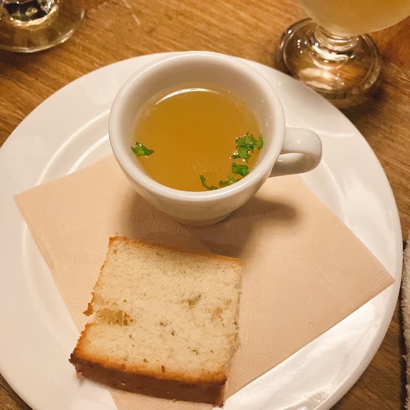 炭火焼とワイン NAPAニイガタバルの店内・料理の写真 3枚目