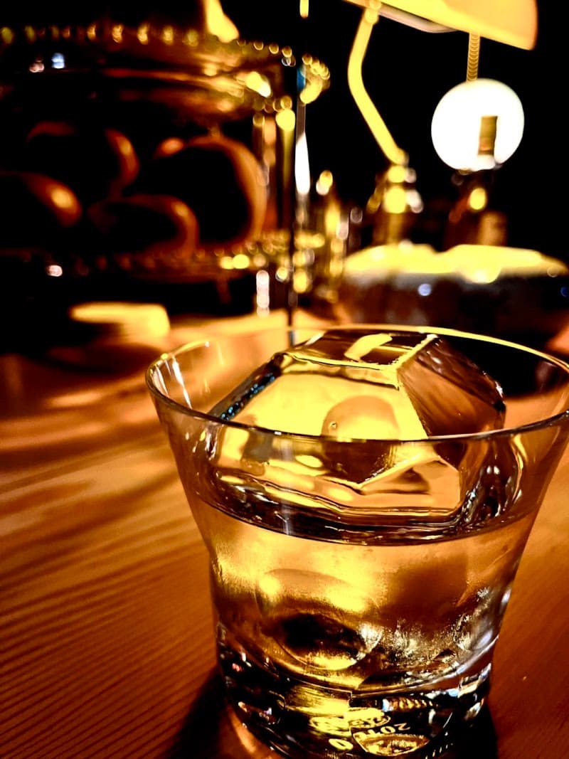 BAR Azit! バー アジトの店内・料理の写真 2枚目