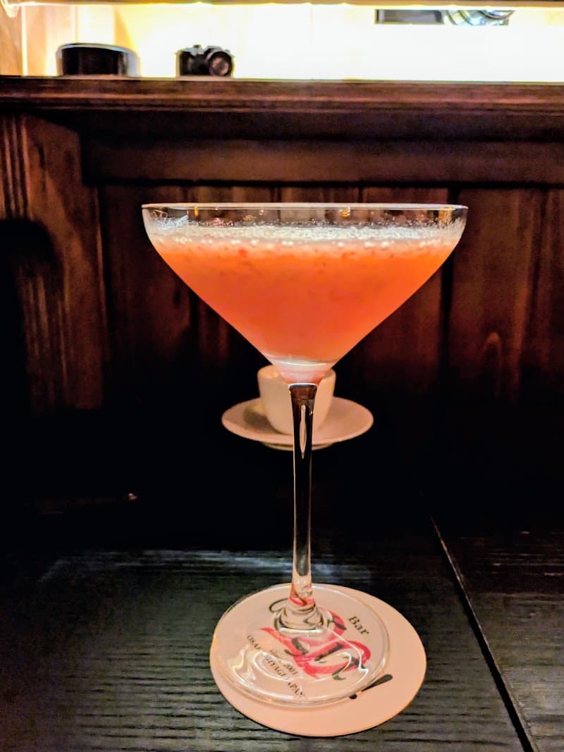 BAR Azit! バー アジトの店内・料理の写真 3枚目