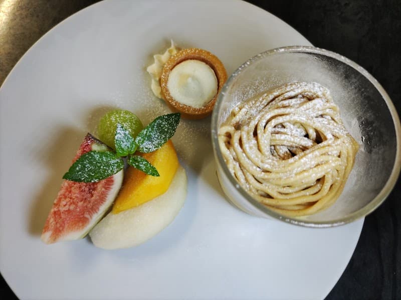 Douce Dining Wing:ドゥースダイニング・ウィングの店内・料理の写真 2枚目