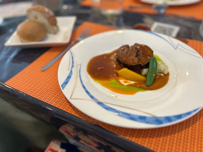 Douce Dining Wing:ドゥースダイニング・ウィングの店内・料理の写真 3枚目