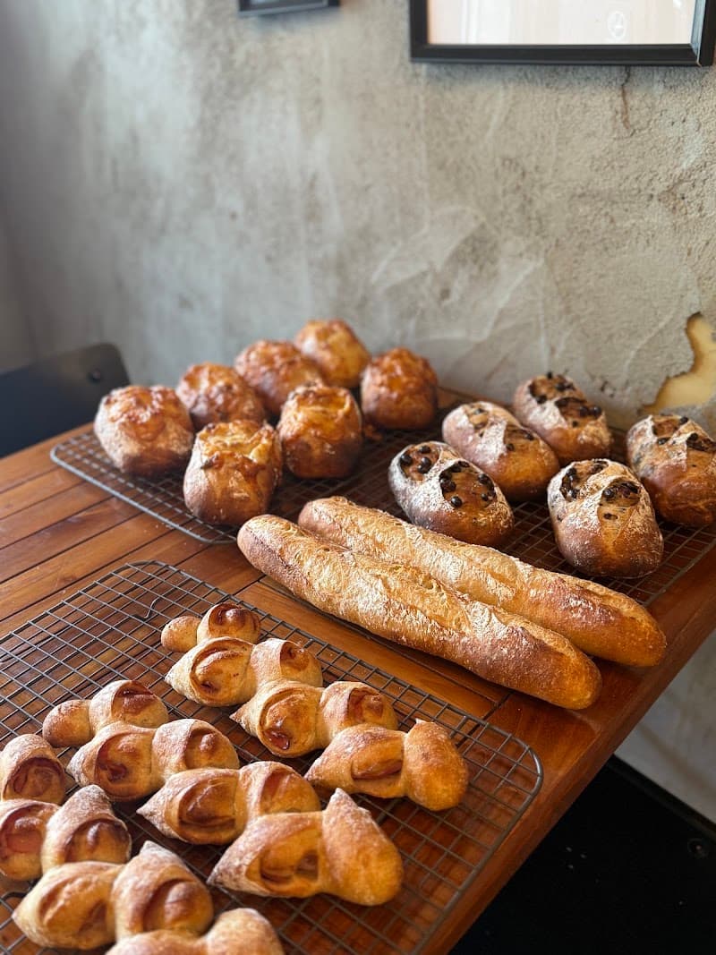 BREAD&WINE RP＋の店内・料理の写真 2枚目