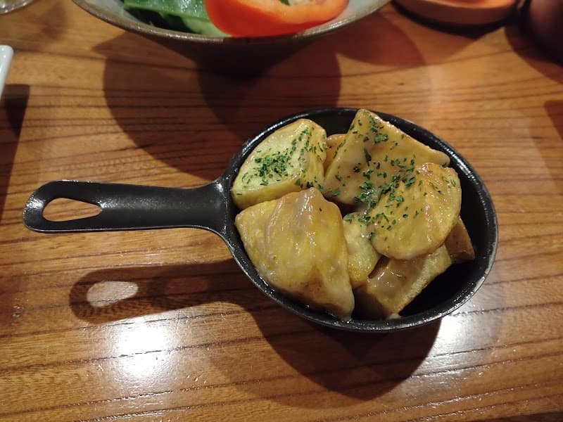 ワイン酒場。LONGING HOUSE 軽井沢の店内・料理の写真 3枚目