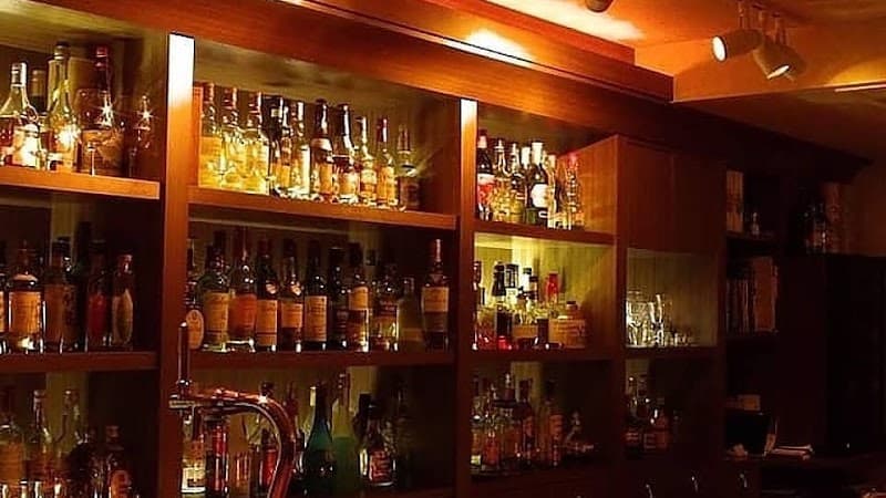 BAR NINE STORY'S (バーナインストーリーズ)