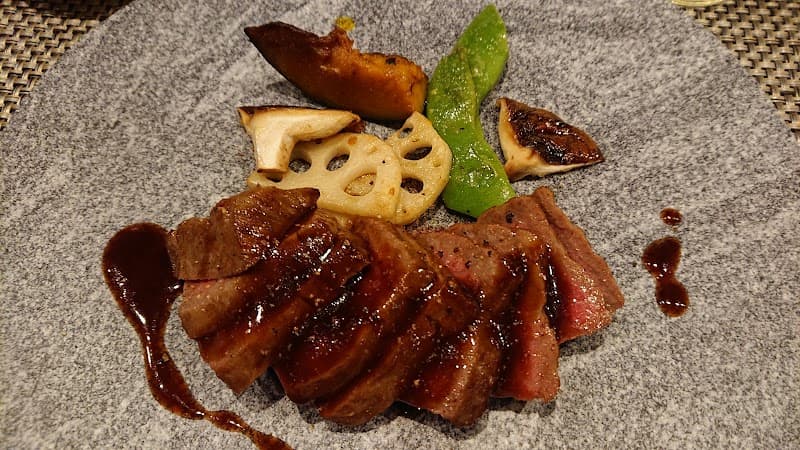 Le charme すぎmotoの店内・料理の写真 2枚目