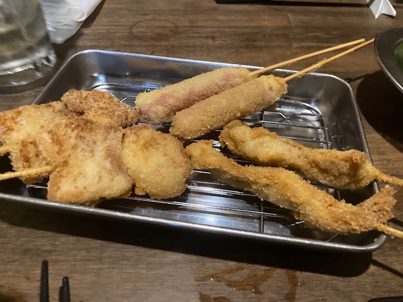 串揚げ ビストロ 946の店内・料理の写真 2枚目