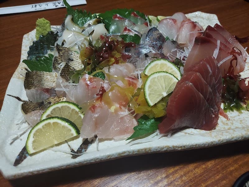 旨いもの処 とう灯の店内・料理の写真 3枚目