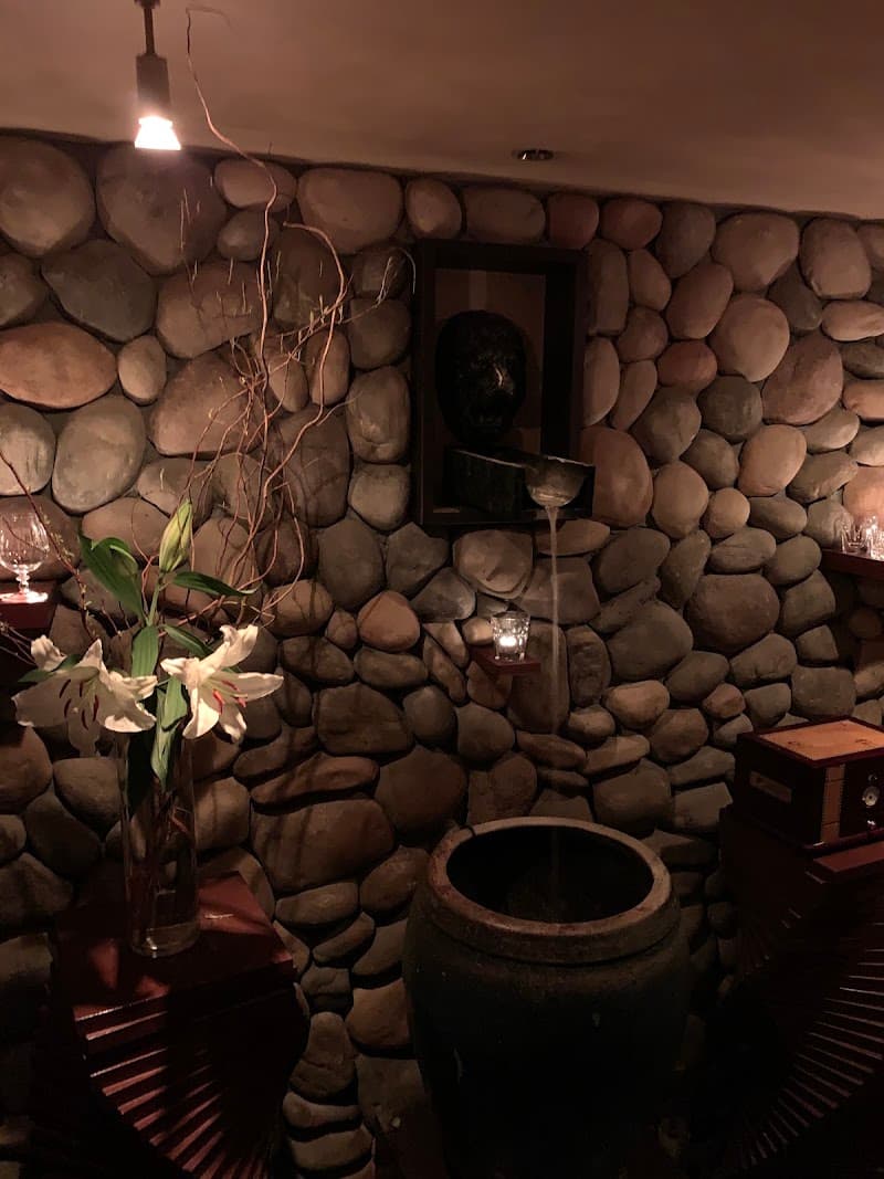 バーリオン Bar LIONの店内・料理の写真 3枚目