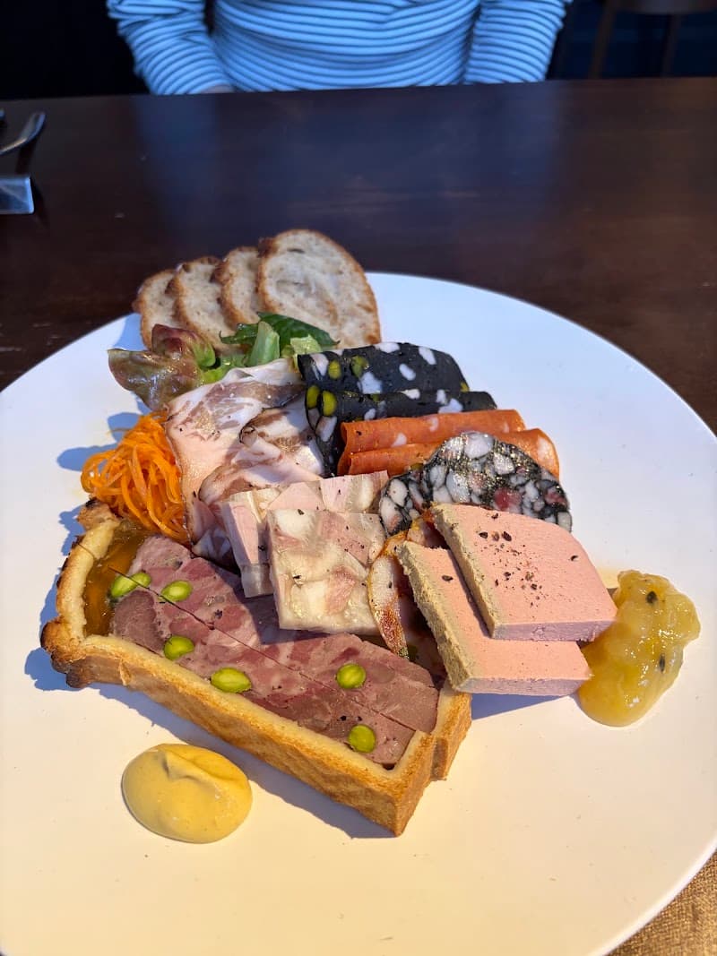 ビストロ レガリテ（Bistro l’égalité）の店内・料理の写真 3枚目