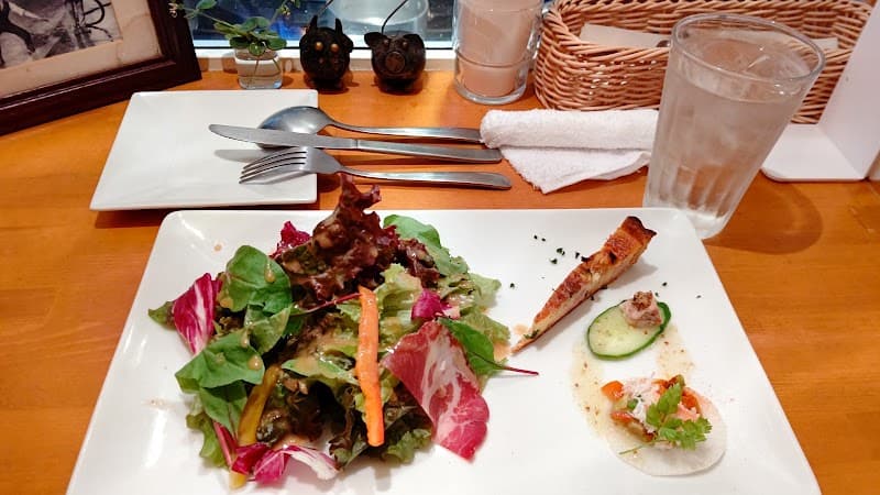 ビストロ ル カノンの店内・料理の写真 2枚目