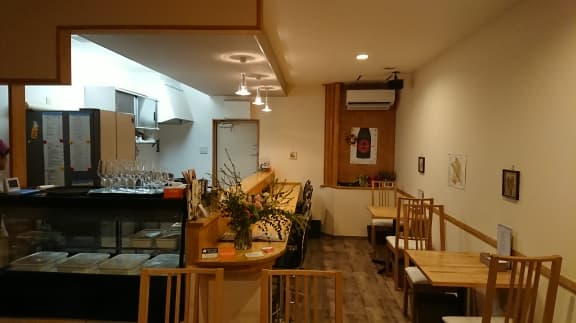 日本ワインバル SANS SOUCI (サンスーシィ)
