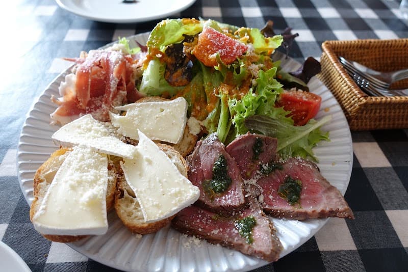 トロワキュイ アサヌマ (TROIS CUIT ASANUMA)の店内・料理の写真 2枚目