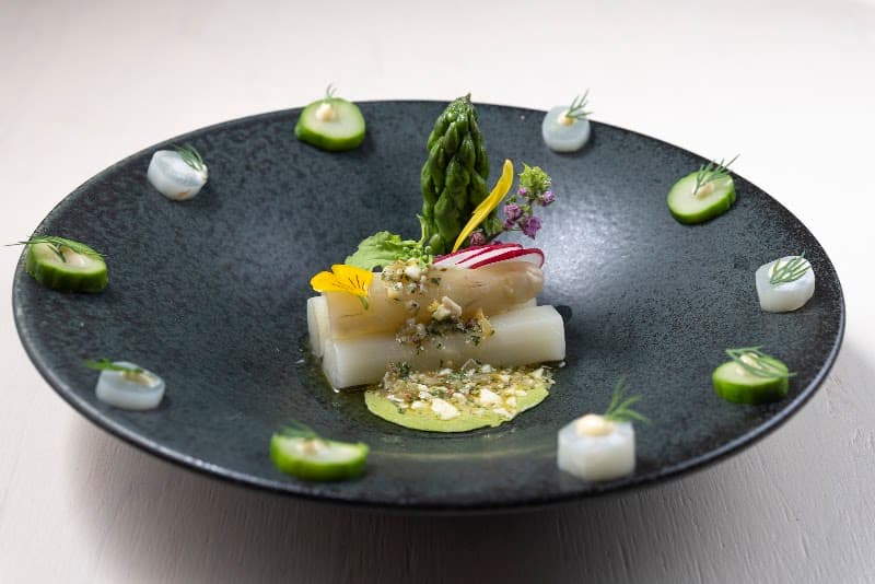 les aromes レ・ザロムの店内・料理の写真 2枚目