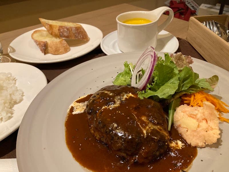 Barjunne バルジュンの店内・料理の写真 2枚目