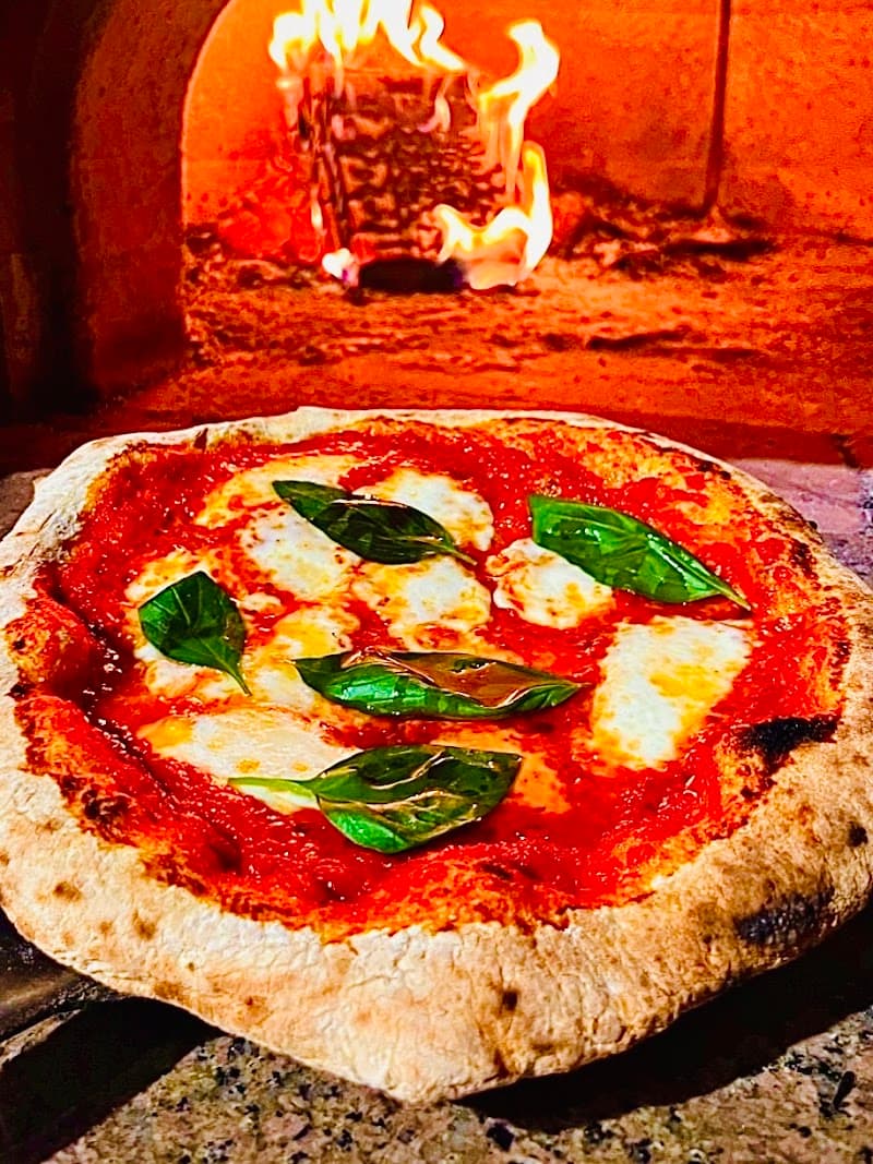 Craft Pizza HUIT Takenokuraの店内・料理の写真 2枚目