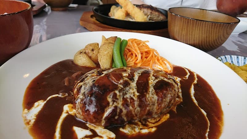 ムッシュさかい 筑紫野店の店内・料理の写真 2枚目