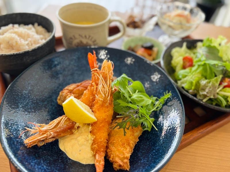 Grill＆Cafe the RED piano（レッドピアノ）の店内・料理の写真 3枚目