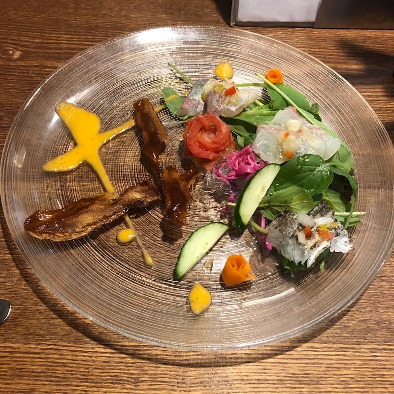 炭火焼きワインバルpicciniの店内・料理の写真 2枚目