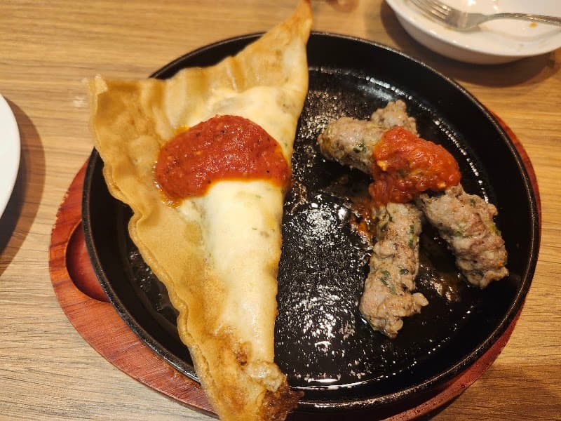元祖ビストロひつじやの店内・料理の写真 3枚目