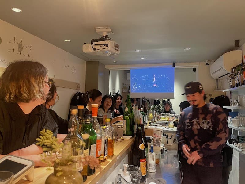 bar pond 難波・座裏のバー ワイン