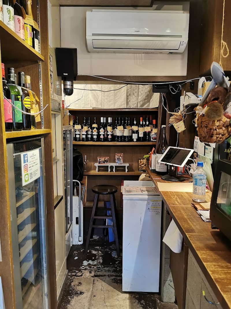 ワインショップグランボワの店内・料理の写真 2枚目