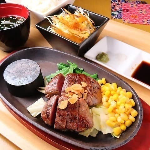 鉄板ダイニング和の店内・料理の写真 2枚目