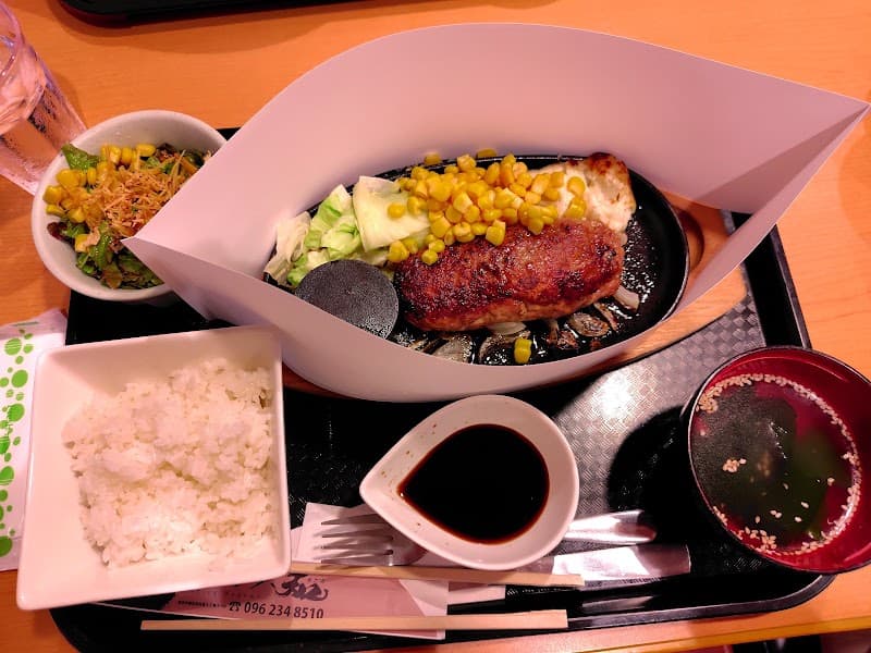 鉄板ダイニング和の店内・料理の写真 3枚目