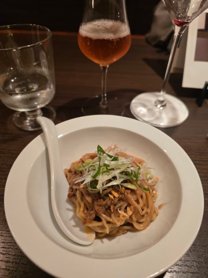 Volver the bar (ボルベールザバー)の店内・料理の写真 2枚目