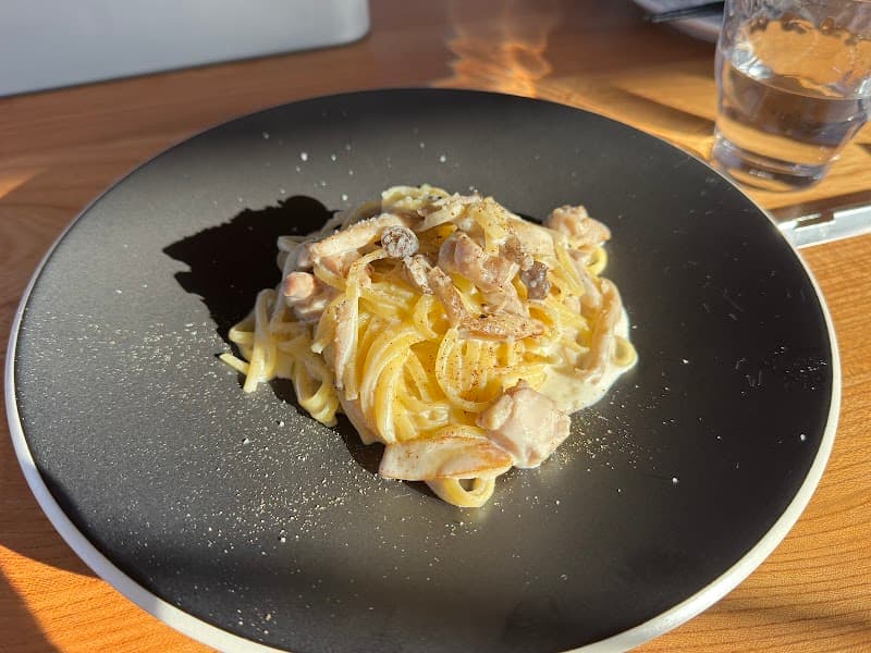 RESTAURANT LARES（とみおかワイナリー レストラン ラレス）の店内・料理の写真 2枚目