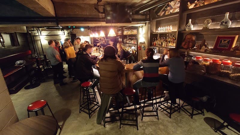 狸 tanuki barの店内・料理の写真 3枚目