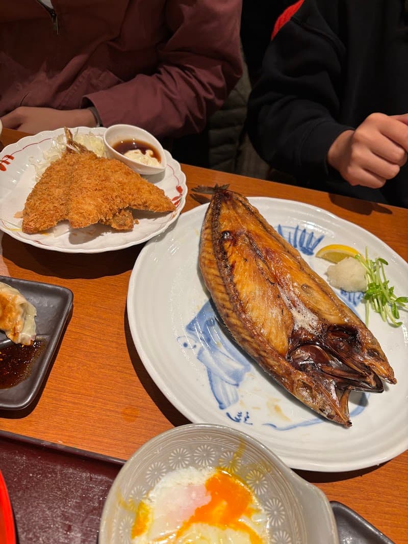 居酒屋YAKEBIの店内・料理の写真 2枚目
