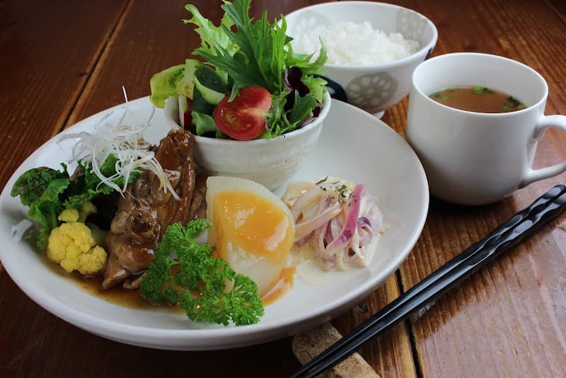 Bistro Bar まねきねこの店内・料理の写真 2枚目
