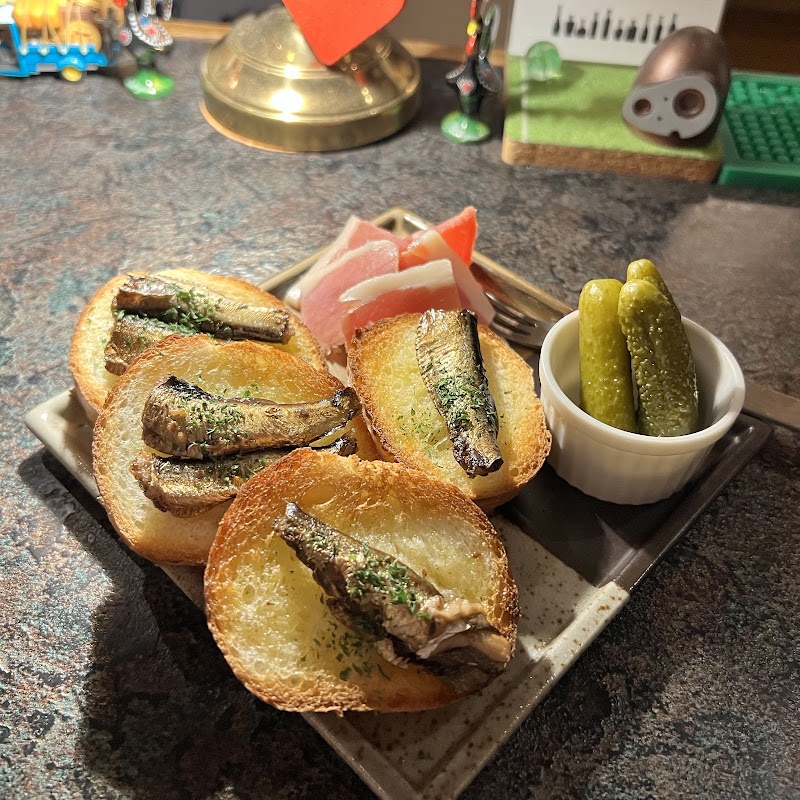 Wine Bar Kurodaの店内・料理の写真 2枚目