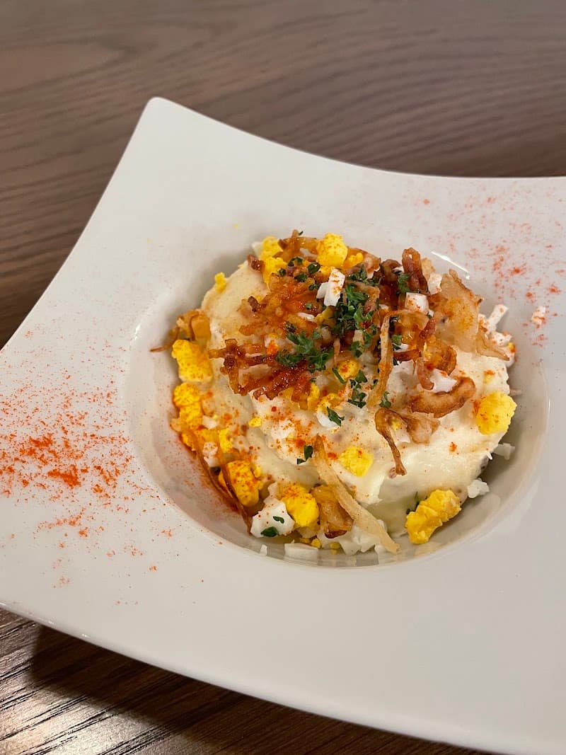BISTRO COMFY ビストロ コンフィの店内・料理の写真 2枚目