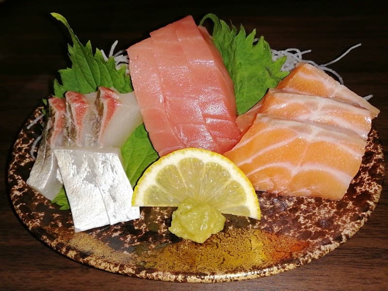 ダイニングバー 久の店内・料理の写真 2枚目