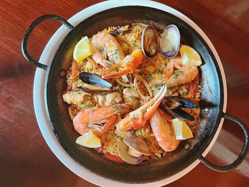 洋食屋マンジャーレTAKINAMIの店内・料理の写真 2枚目