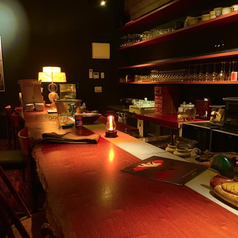 Wine & Sake Bar Trinquer ワイン&日本酒バー トランケ