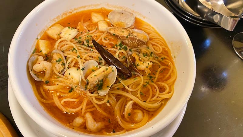 Taverna LAPUTAの店内・料理の写真 2枚目