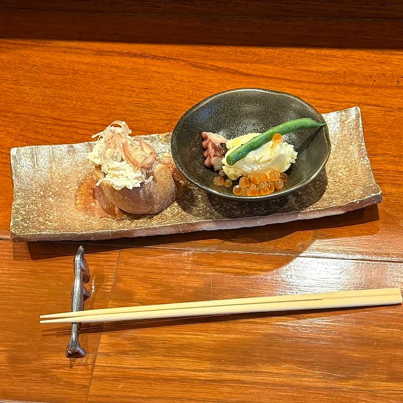 昼はミラノドゥエ、夜は月水金土はキテレツの店内・料理の写真 3枚目