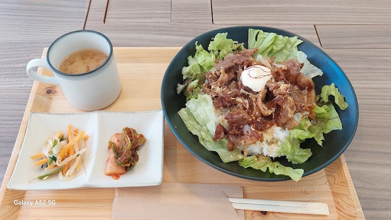 CAFE and BEEFかる。の店内・料理の写真 2枚目