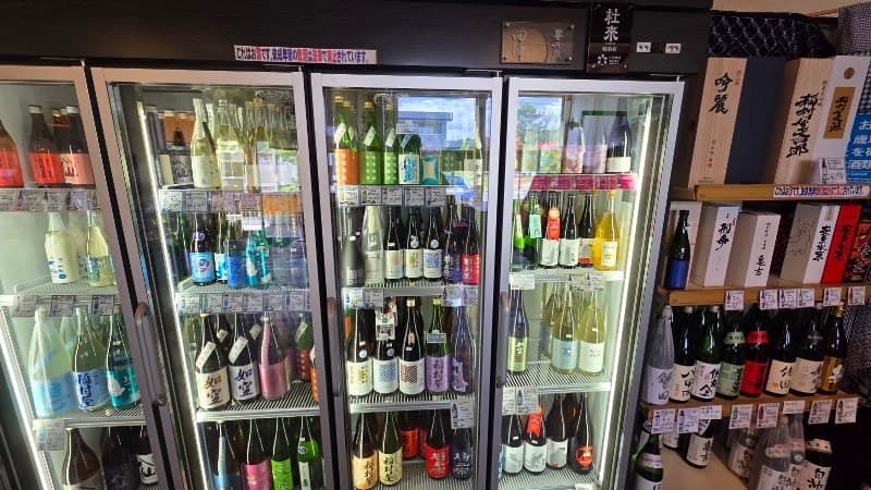 青森の地酒 はただ酒店の店内・料理の写真 3枚目