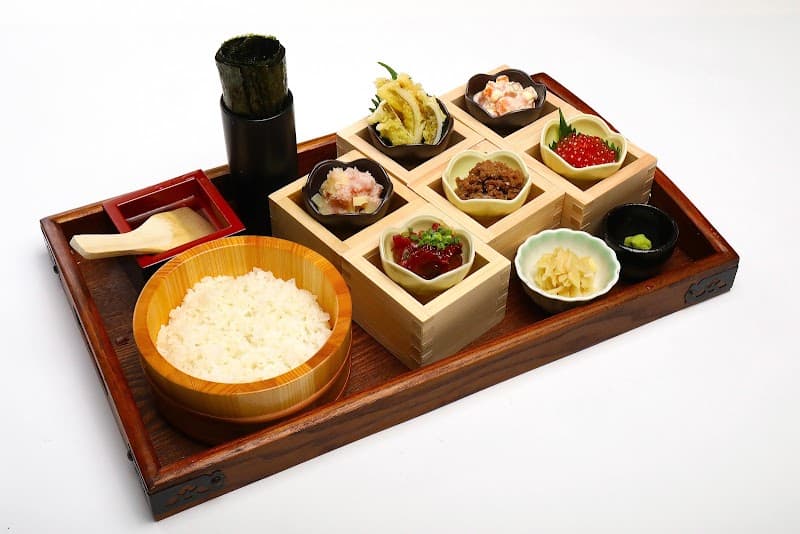 和食古民家レストラン「庄屋丸八」の店内・料理の写真 2枚目