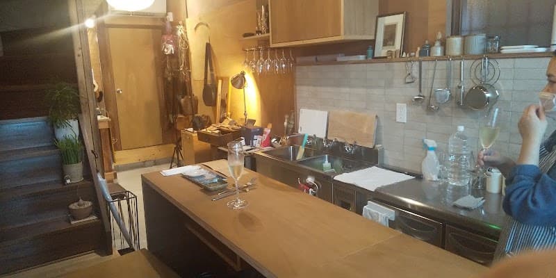 néro Leather shop&Wine bar／革鞄とワインのお店の店内・料理の写真 2枚目