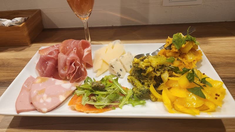 Spice & Wine hideの店内・料理の写真 2枚目