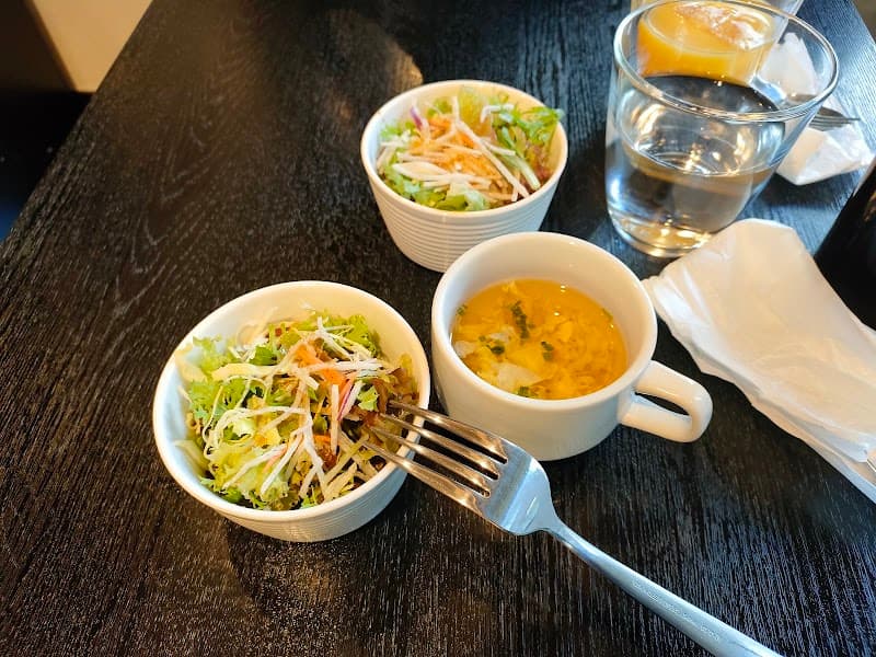 創作イタリアン・ワインバー Knowの店内・料理の写真 3枚目