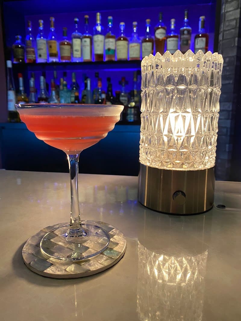 Bar Mozuの店内・料理の写真 2枚目