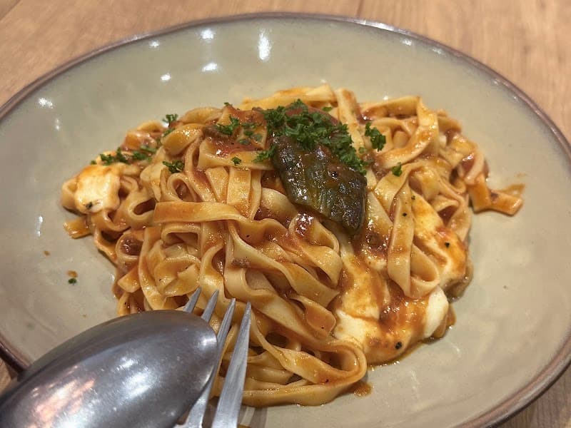 PISOLA 津藤方店の店内・料理の写真 3枚目