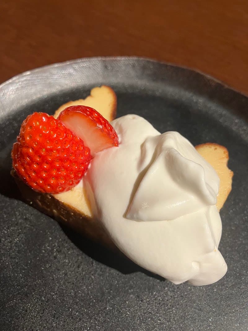 NOUAISON（ヌエゾン）Wine & Music Barの店内・料理の写真 3枚目